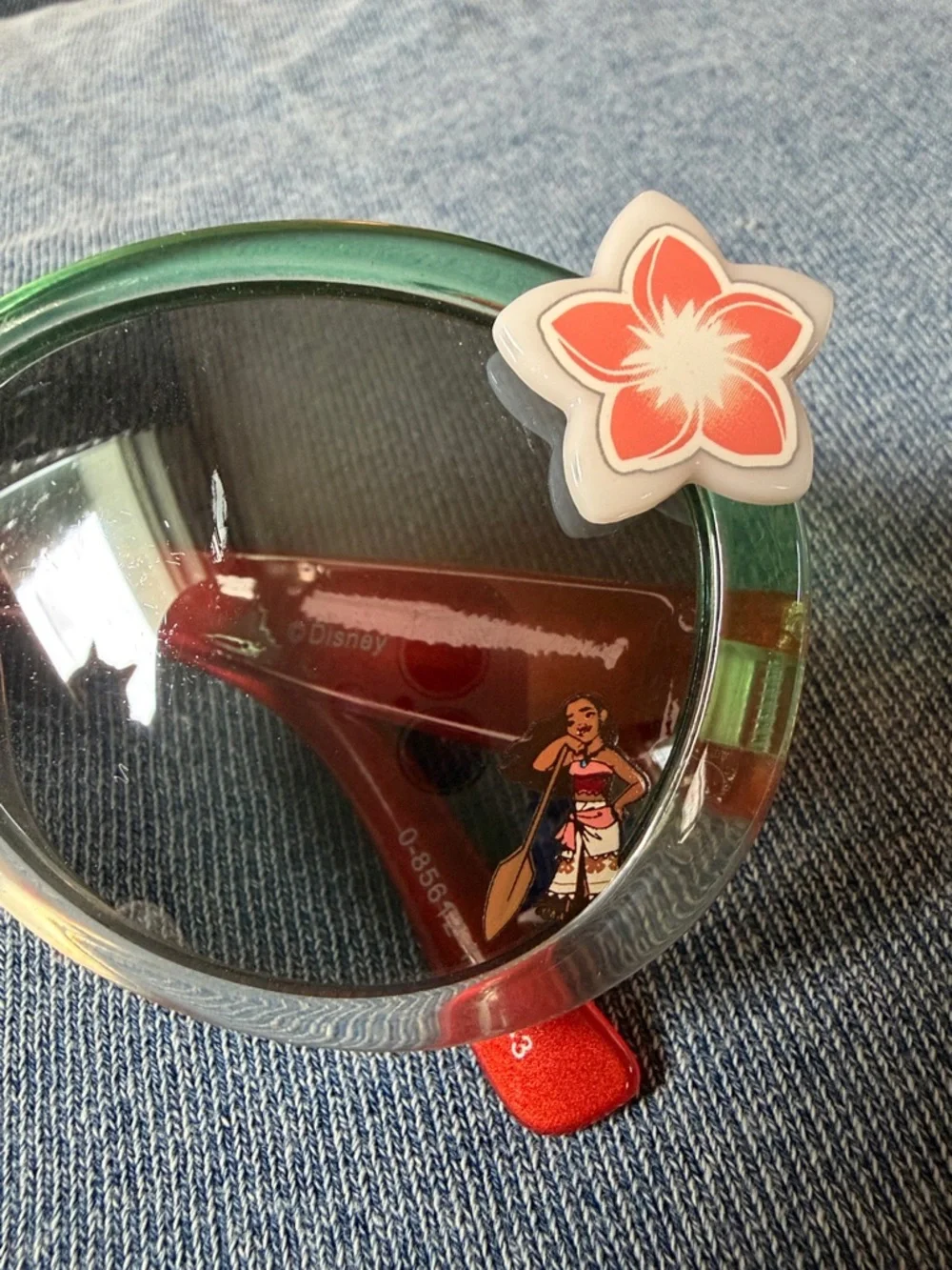 Moana Green Ombre Round Sunglasses with Red Temples